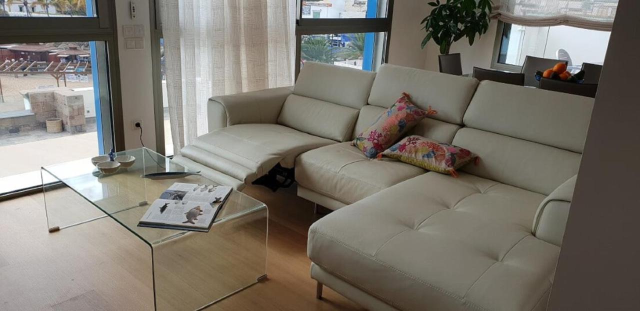 Beachfront Loft In Puerto De Mogan Bagian luar foto