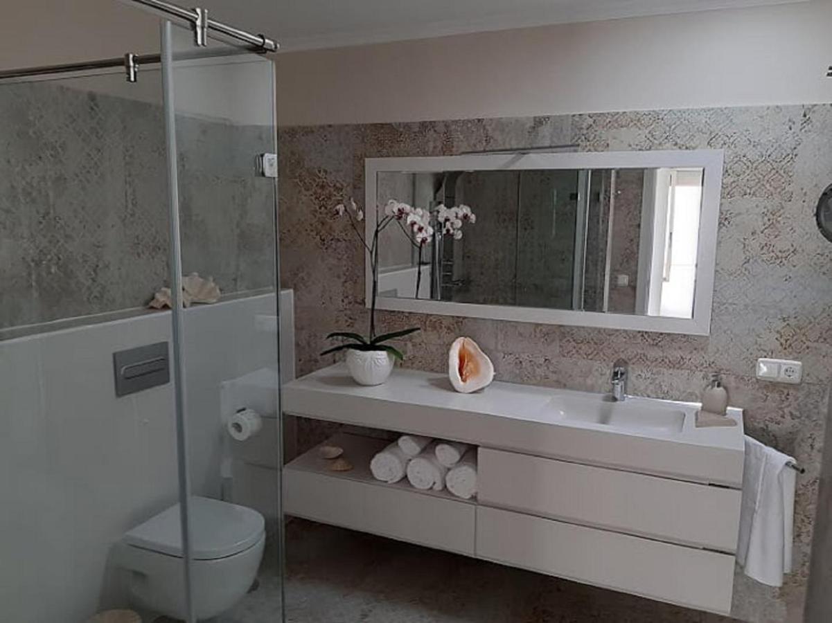 Beachfront Loft In Puerto De Mogan Bagian luar foto